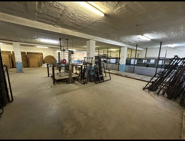 1,606M² WAREHOUSE TO LET IN KYA SANDS